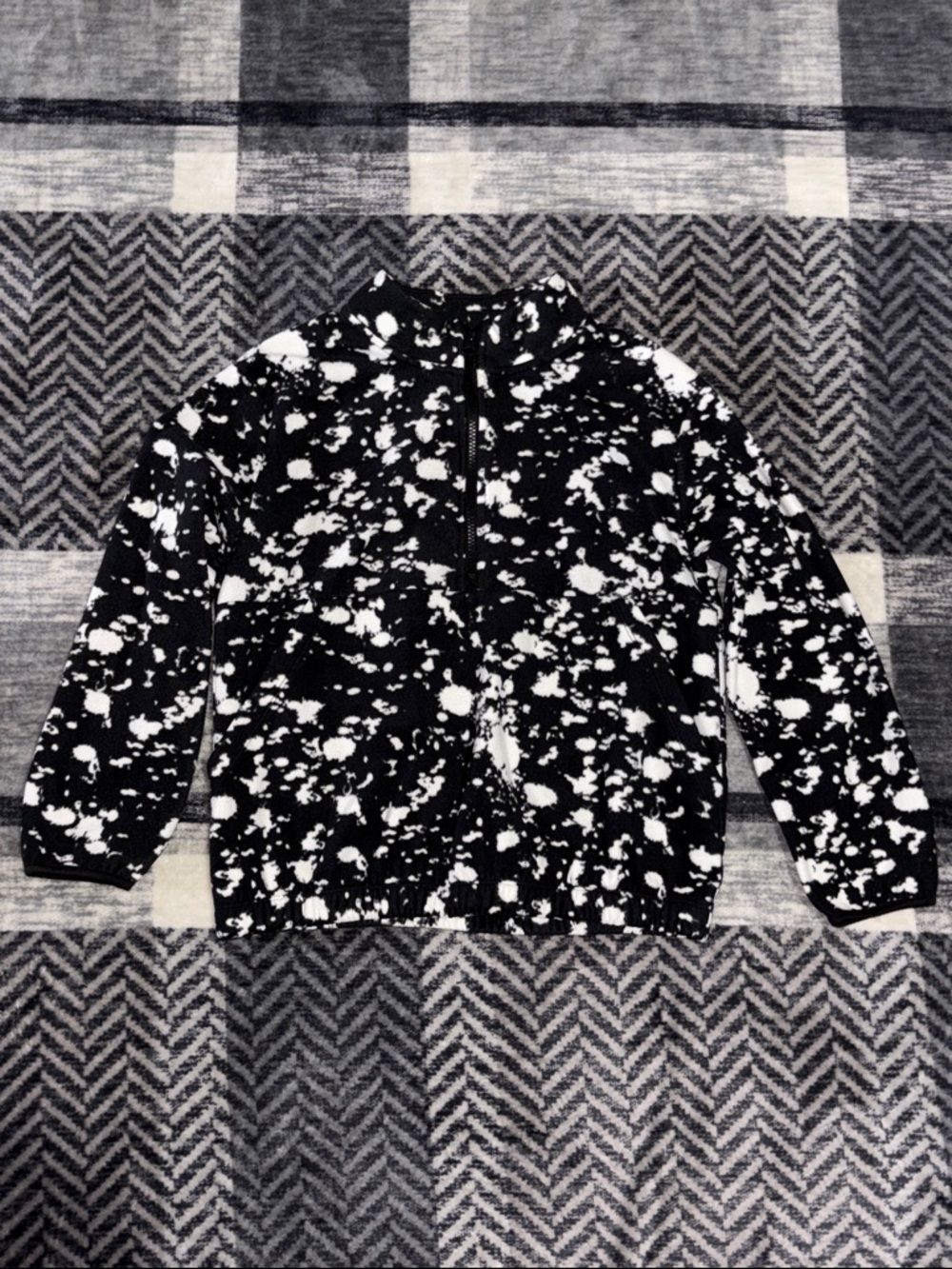 🐢Kids Black & White Paint-Splatter Half-Zip Hoodie